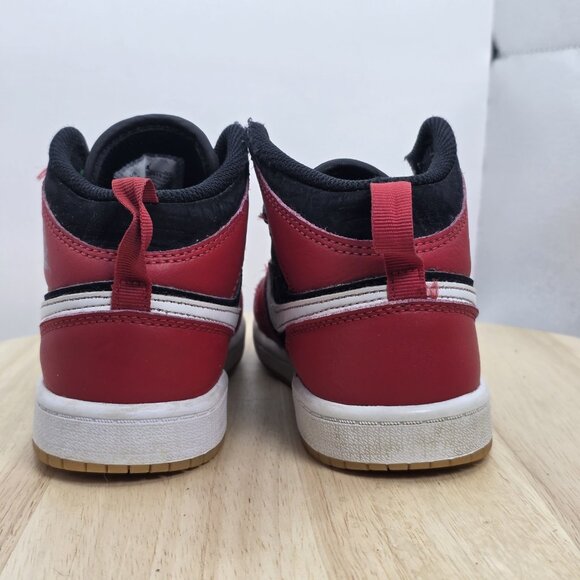 Nike Air Jordan 1 Retro Holiday Season Christmas DQ8419-006 Youth Shoe size 1Y - Picture 6 of 9